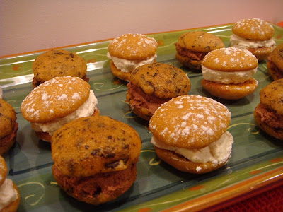 pumpkin whoopie pies