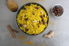 Riz indien aux épices Cuillère et saladier : Riz indien aux épices