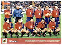 SELECCIÓN DE ESPAÑA - Temporada 1997-98 - Abelardo, Zubizarreta, Fernando Hierro, Pizzi, Luis Enrique y Santi Denia; Amor, Aguilera, Raúl, Oli y Sergi - ESPAÑA 3 (Luis Enrique 2 y Oli) ISLAS FEROE 1 (J. K. Hansen) - 11/10/1997 - Mundial de Francia 1998, clasificación - Gijón, Asturias, estadio El Molinón - Alineación; Zubizarreta; Aguilera (Ferrer 80'), Abelardo, Santi Denia, Sergi; Luis Enrique, Fernando Hierro (Guardiola 57'), Amor y Raúl; Oli y Pizzi (Amavisca 70')