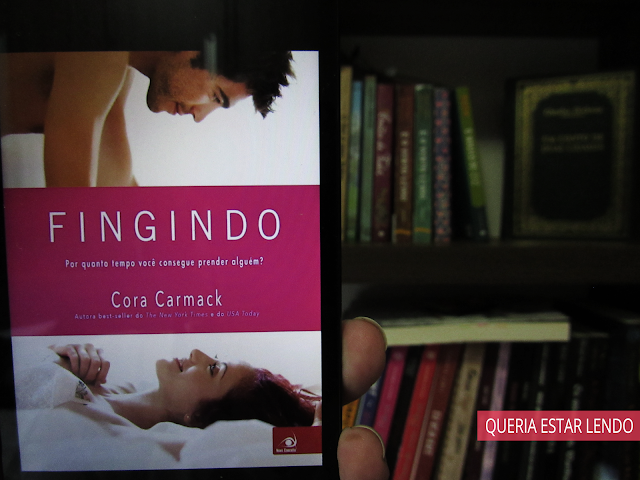 Resenha: Fingindo