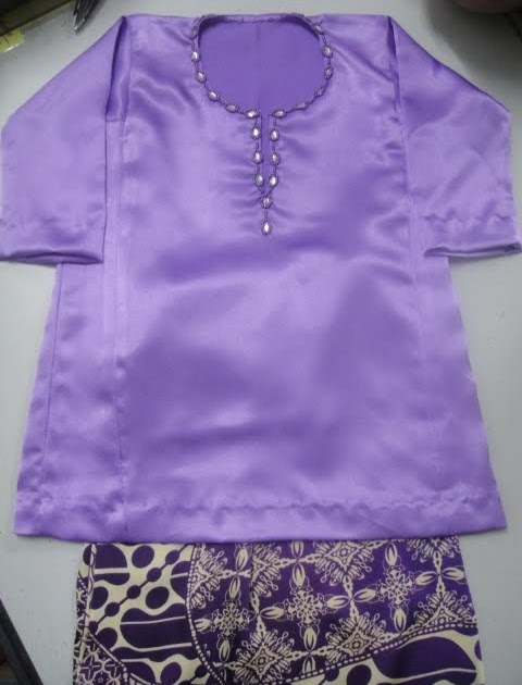 MENERIMA TEMPAHAN MENJAHIT BAJU  KURUNG  BLOUS JUBAH 