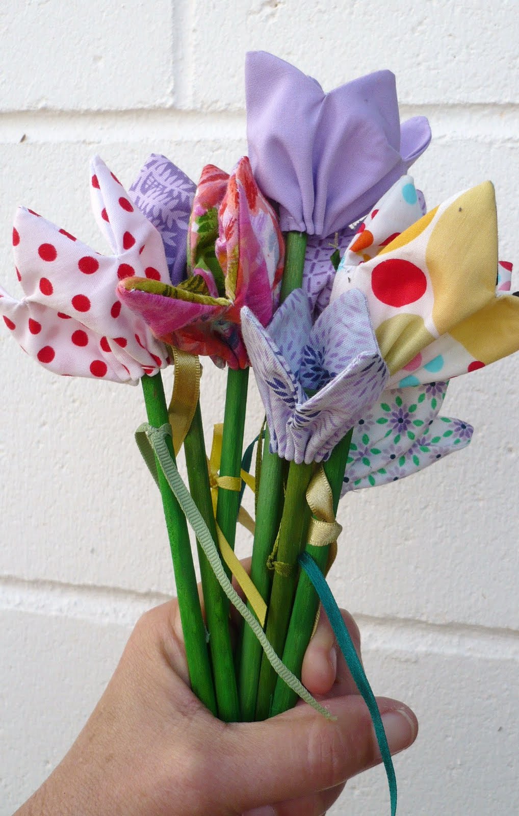 clare s craftroom fabric  flowers for mum