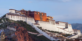 Potala Palace - Himal Eco Treks