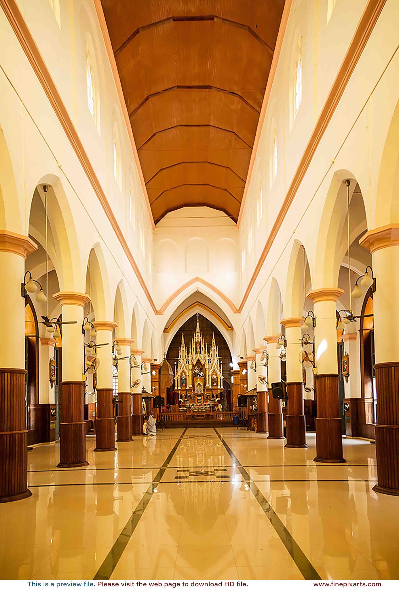 St. George Church Altar, kothamangalam 001