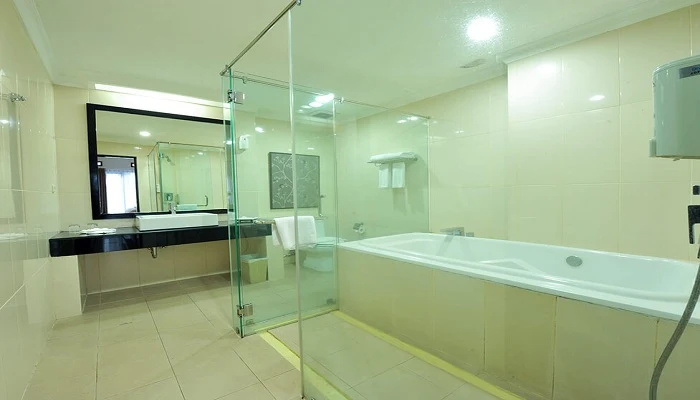 Palace Hotel Puncak Kamar mandi