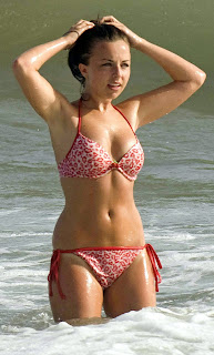 Louisa Lytton looks really cute in a bikini