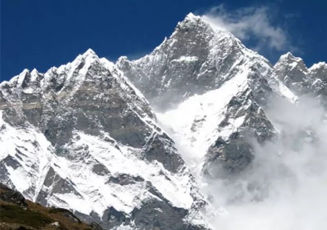LHotse mountains