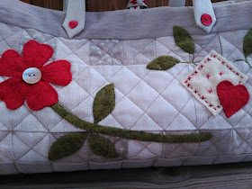 costura, couture, sewing, cesta labor, panier a ouvrages, sewing basket, patchwork, applique, fieltro, felt, feutrine, aplicación