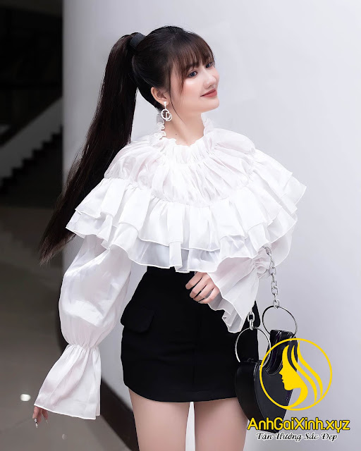 Top 50+ ảnh Vũ Thị Khánh Huyền sexy - hot tiktoker trẻ đẹp nhưng bị tố kênh kiệu, thiếu chuyên nghiệp