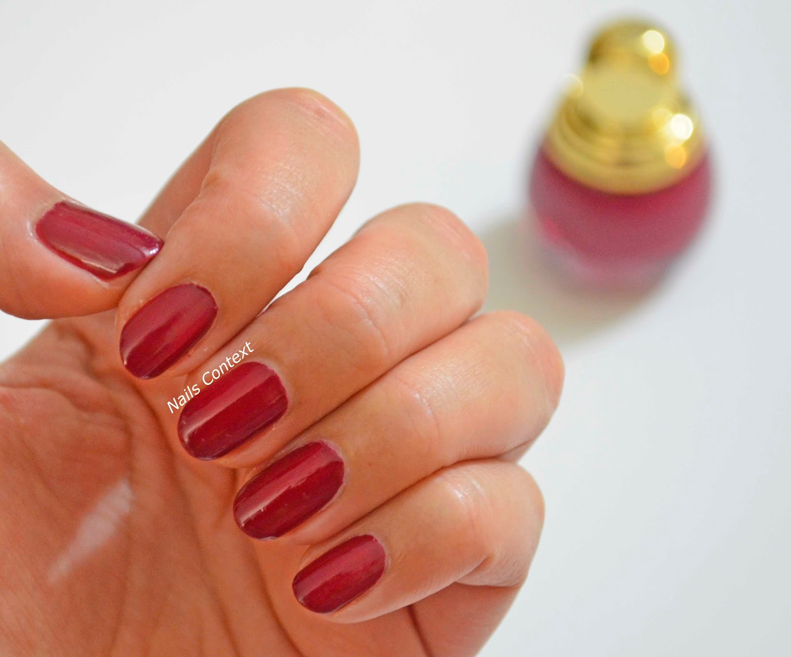 Diorific Vernis Shock and Diorific Ardent Shock - Review | Essie red nail  polish, Red nail polish, Red nails