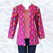  merupakan busana batik big size dengan desain modern serta model terbaru yang cocok buat  30+ Model Baju Batik Wanita Gemuk Terbaru 2018, Eksklusif 100%