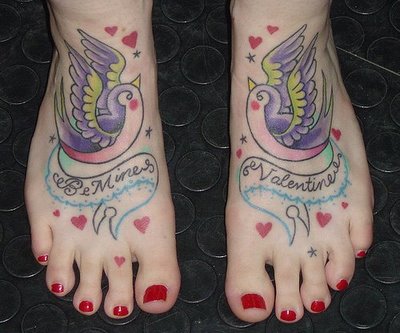 women leg sparrow tattoo