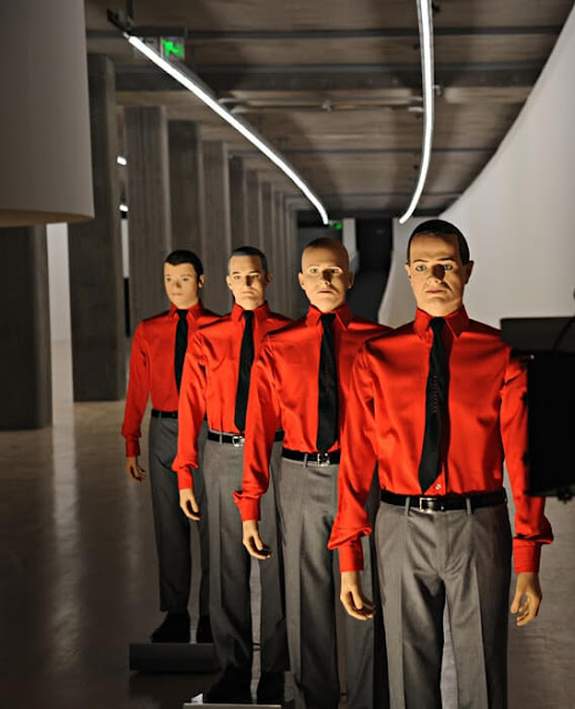 KRAFTWERK 3-D Concert