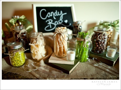 Below are a few more of my favorite vintage wedding ideas Mason Jar Candy