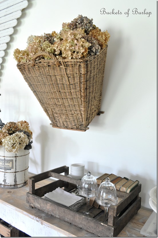 Dining room buffet basket