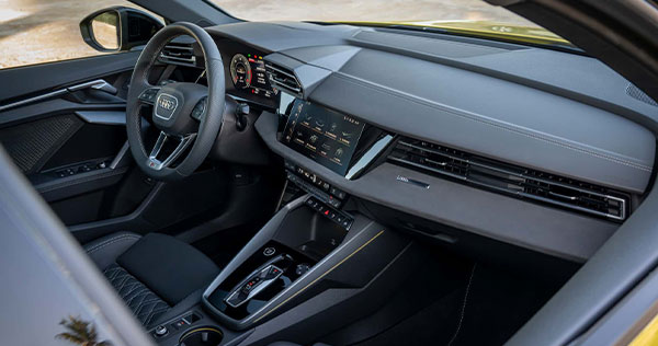 Audi A3 2025 consola central