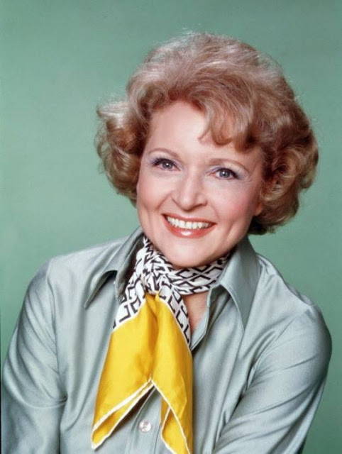 Betty White Profile pictures, Dp Images, Display pics collection for whatsapp, Facebook, Instagram, Pinterest, Hi5.