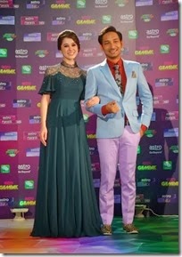 Gambar romantik Zizan Razak dan Emma Maembong2