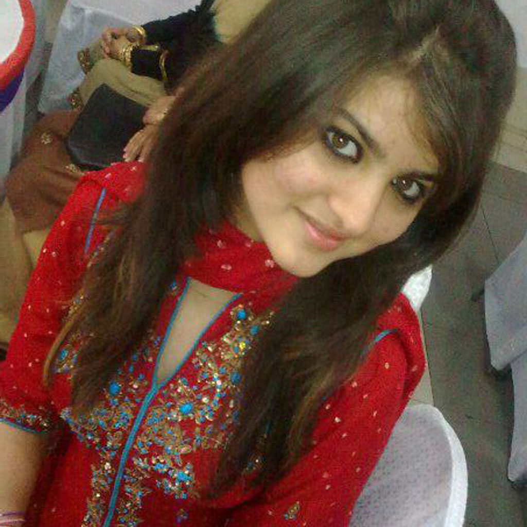 Hello friends! My name is Sara Arsalan and i am from Lahore. I am the ...