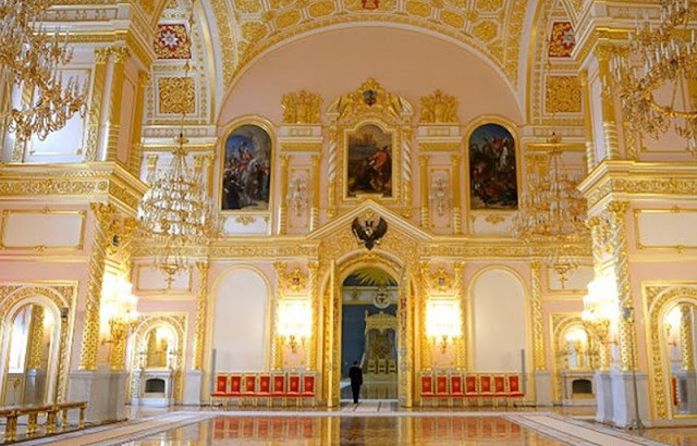 Bảo tàng cung điện Kremlin - trái tim của nước Nga