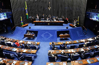 http://vnoticia.com.br/noticia/2445-senado-aprova-decreto-presidencial-de-intervencao-no-rio-de-janeiro