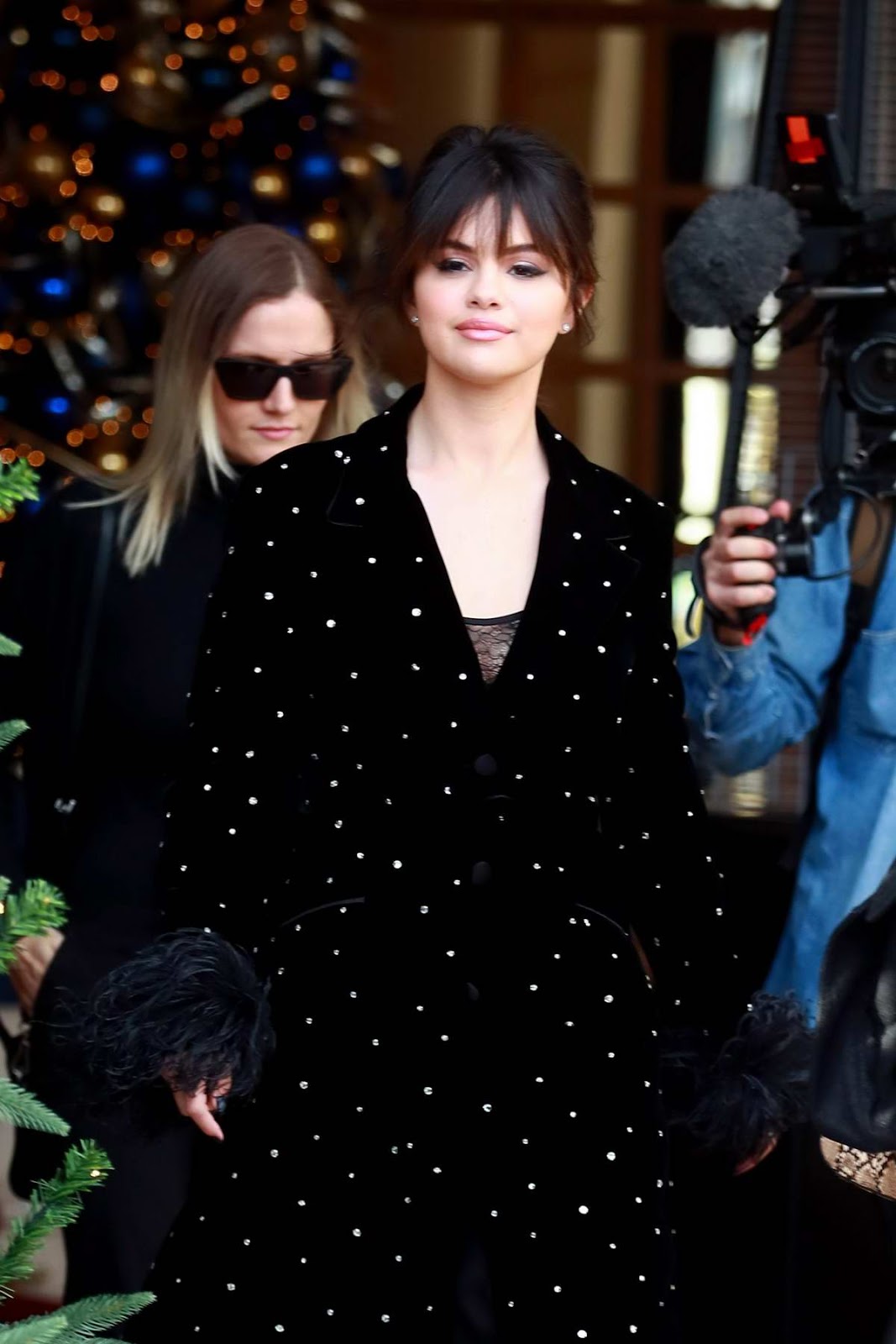 Selena Gomez looks stunning in black ensemble at the Ritz hotel in Paris, France