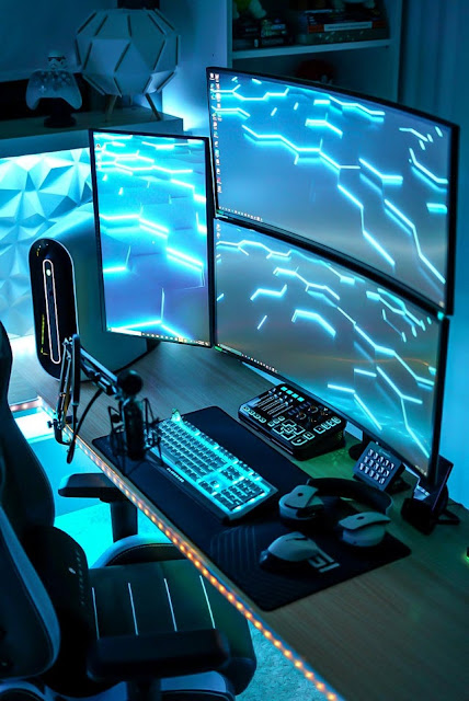 4th Monitor Coming Soon to Complete This Cool Setup