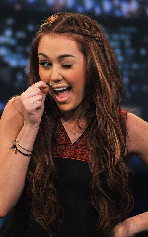 miley cyrus 2011 tour dates uk. kind Miley+cyrus+2011+tour