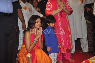 Shilpa Shetty and her son Viaan at "Andheri Ka Raja"