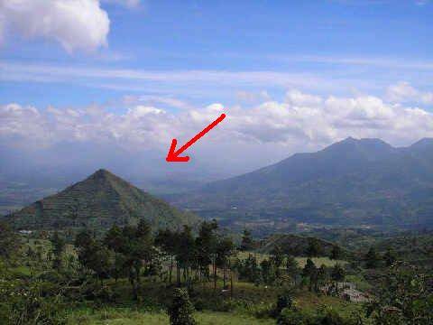 Indonesian Pyramid Controversy  Indonesia