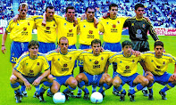 VILLARREAL C. F. - Villarreal, Castellón de la Plana, España - Temporada 1998-99 - Antonio Díaz, Craioveanu, Roberto, Alberto, Albelda y Palop; Moisés, Arregui, Pascual, Imanol y García Sanjuán - R. C. D. ESPAÑOL 1 (Quique Martín), VILLARREAL C. F. 1 (Antonio Díaz) - 04/10/1998 - Liga de 1ª División, jornada 5 - Barcelona, estadio Oímpico Lluis Companys - El Villarreal, entrenado por Irulegui y Paquito, se clasificó 18º en la Liga y bajó a 2ª al perder la promoción contra el Sevilla