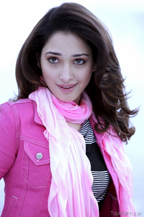 Tamanna Bhatia Hot Pics in Pink Dress 3