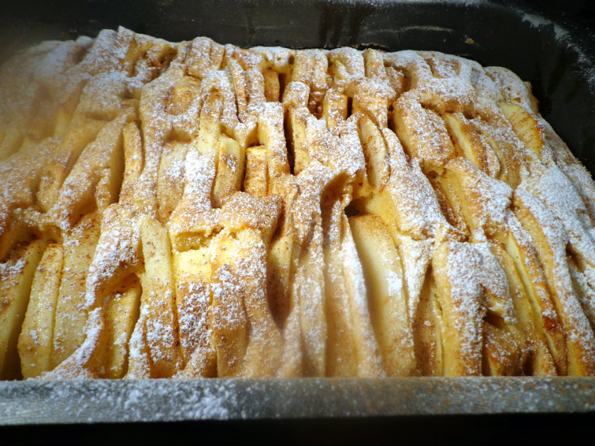 Juicy pear and apple cake by Laka kuharica:  cool the cake and sprinkle with powdered sugar and cinnamon.