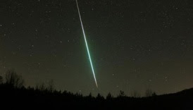 Cara melihat hujan meteor Leonid langsung dengan mata dan foto beserta video hujan meteor Leonid