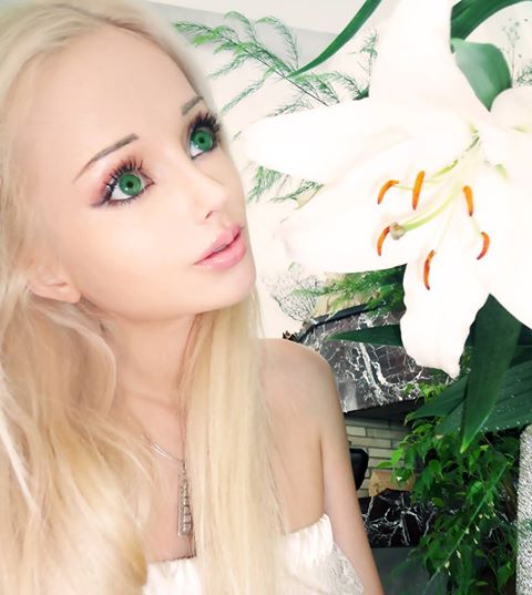 Valeria Lukyanova Hot Selfies