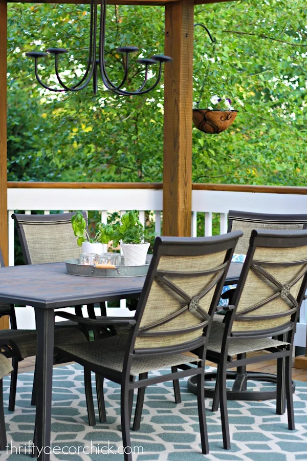 Outdoor dining space