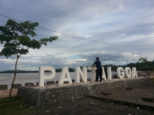 Pantai Goa Sumbawa