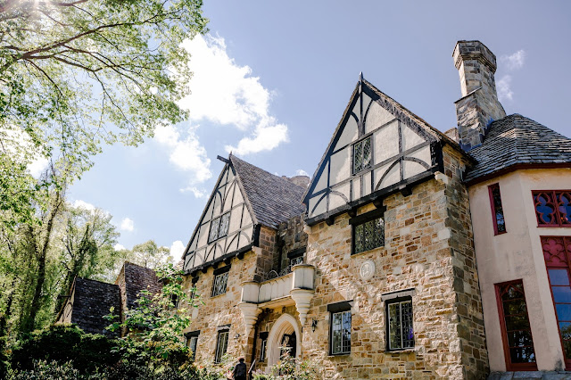 Cloisters Castle Wedding | Photos by Heather Ryan Photography