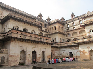 Raj Mahal, Orchha