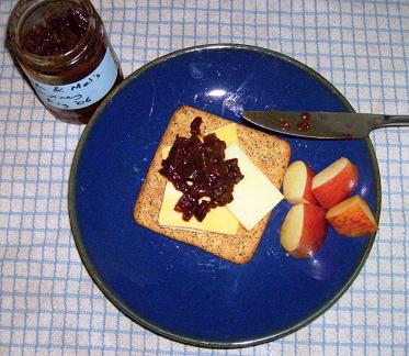 cheese and crackers with chutney