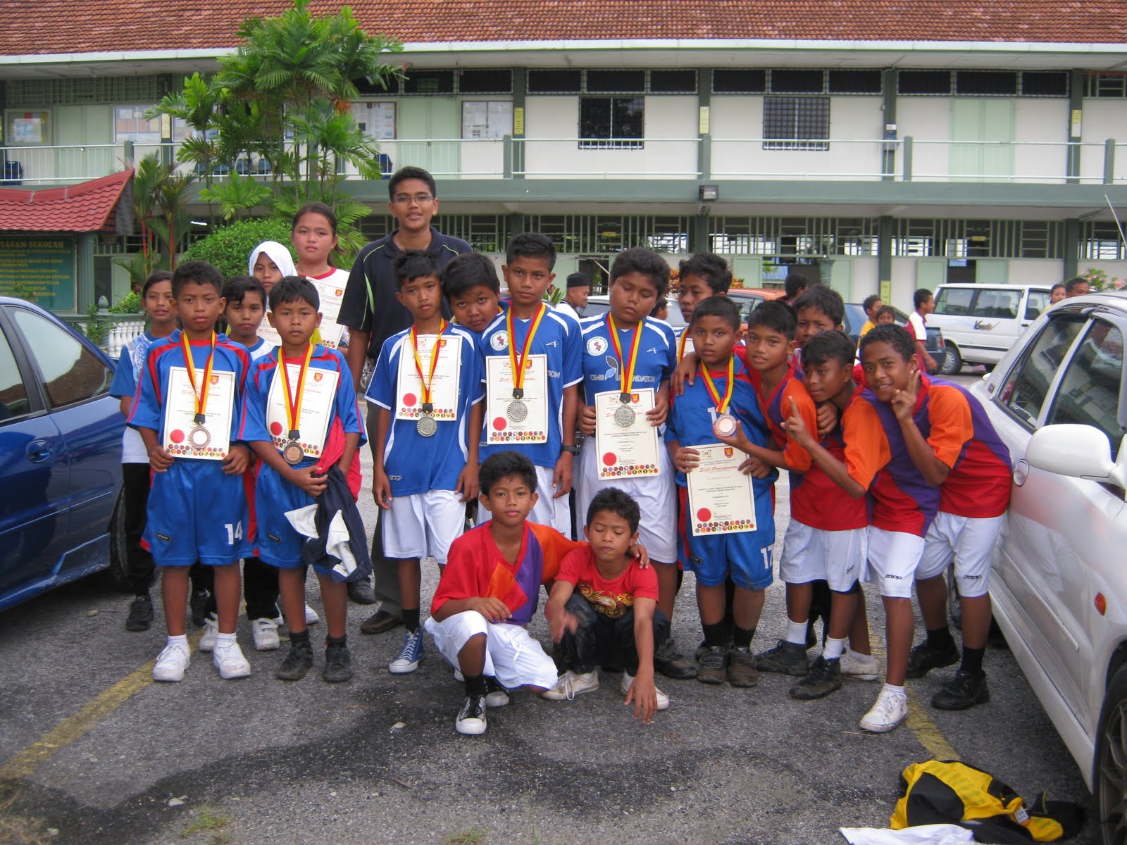DARI BILIK J-QAF SK.TUN RAZAK MENULIS: Hantar murid ke ...