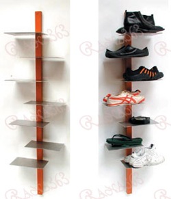 small-spaces-shoe-shelf