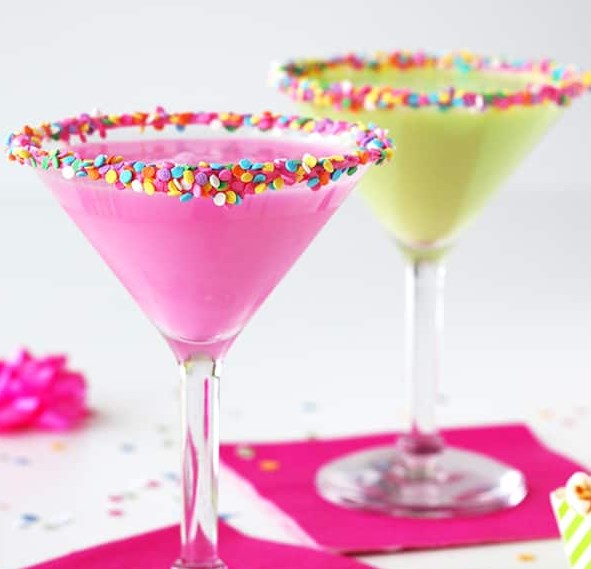 Birthday Cake Martini #drinks #cocktails 