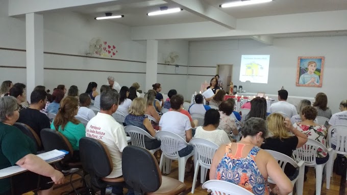 COORDENAÇÃO DIOCESANA DA CATEQUESE SE REÚNE EM TUBARÃO