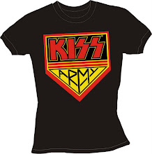 1027- Kiss