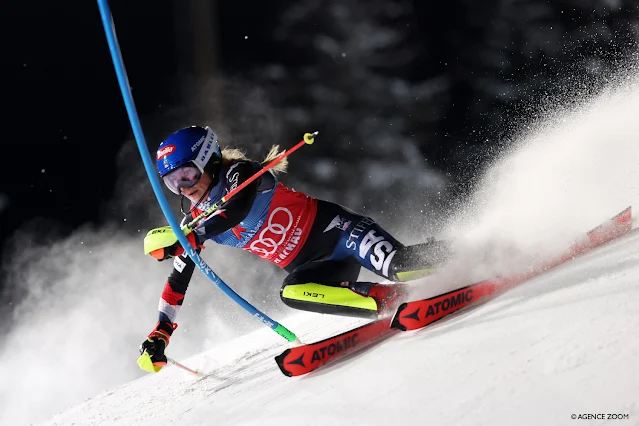 Mikaela Shiffrin vence o slalom da etapa de Flachau da Copa do Mundo de Esqui Alpino feminino