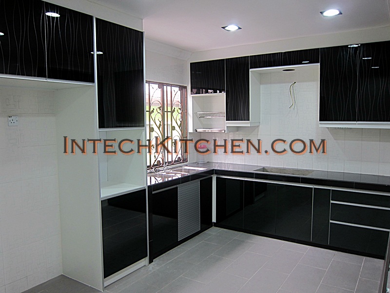 Intech Kitchen Sdn Bhd : Our new 4G door series for 
