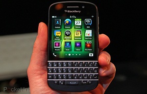 Daftar harga bb Q10 terbaru 2013 2014, updaet gambar dan spesifikasi hp blackberry q10 qwerty layar sentuh