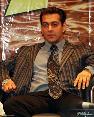 Latest Salman Khan Hot Body Pics Images Scenes Photoshoot 2010