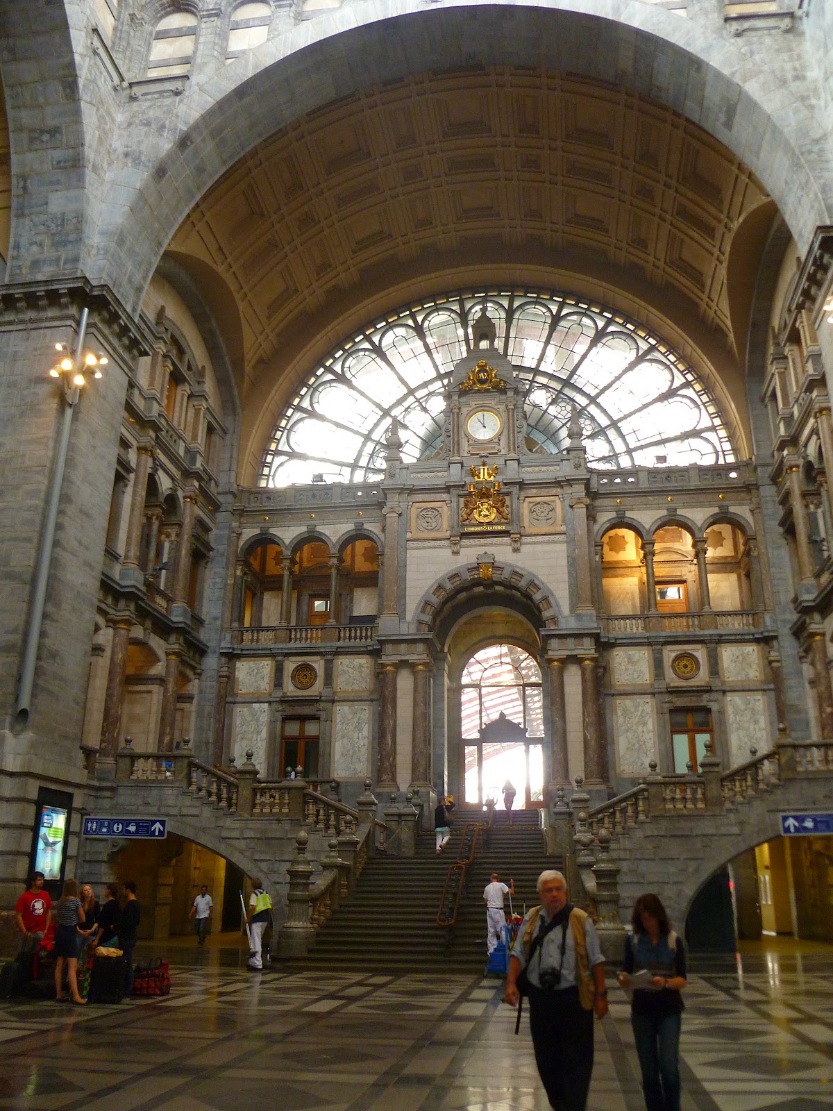 P1010955-2012-09-15-04-04.jpg